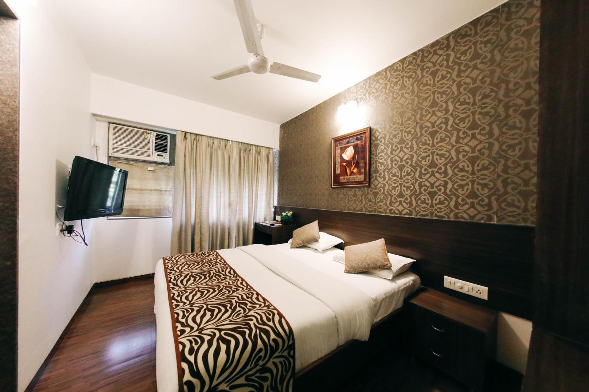 Hotel Maharana Inn Chembur 뭄바이 외부 사진