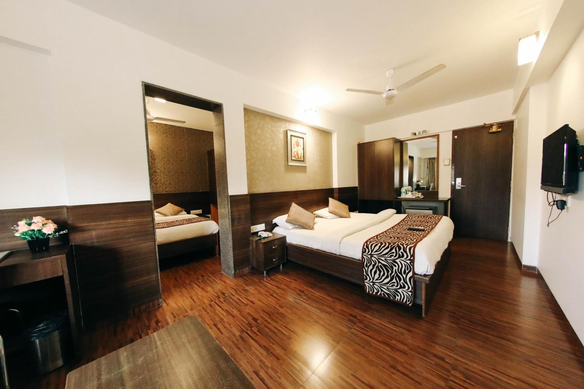 Hotel Maharana Inn Chembur 뭄바이 외부 사진