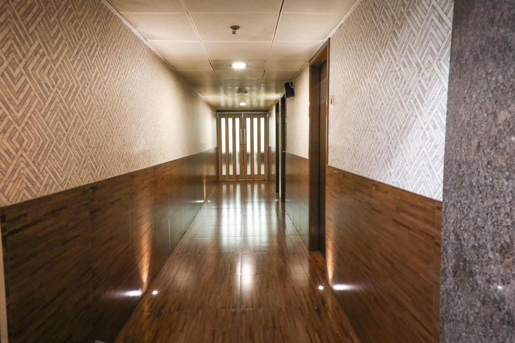 Hotel Maharana Inn Chembur 뭄바이 외부 사진