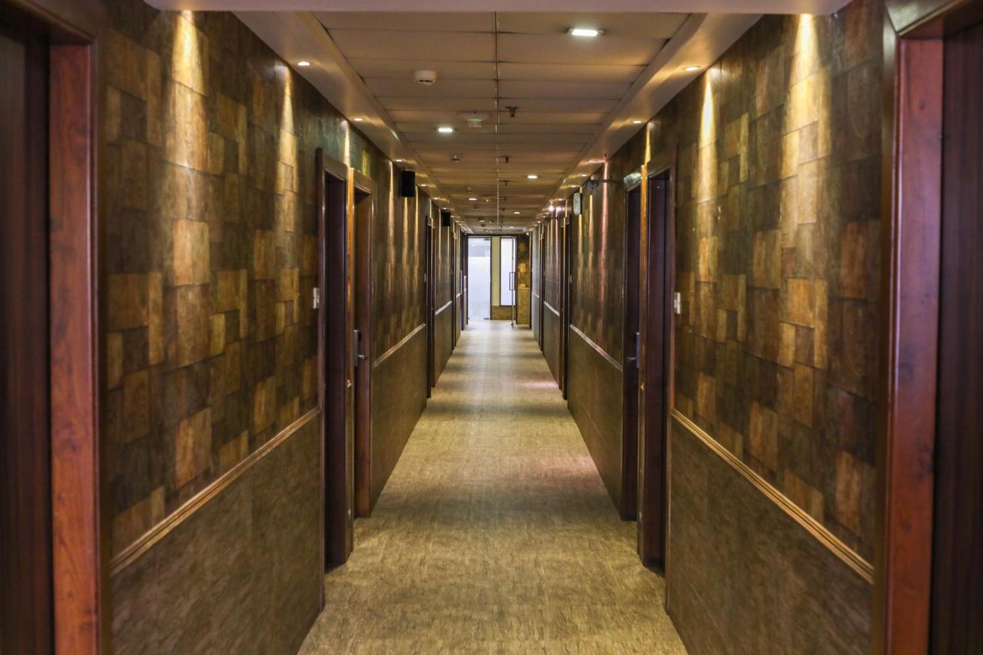 Hotel Maharana Inn Chembur 뭄바이 외부 사진