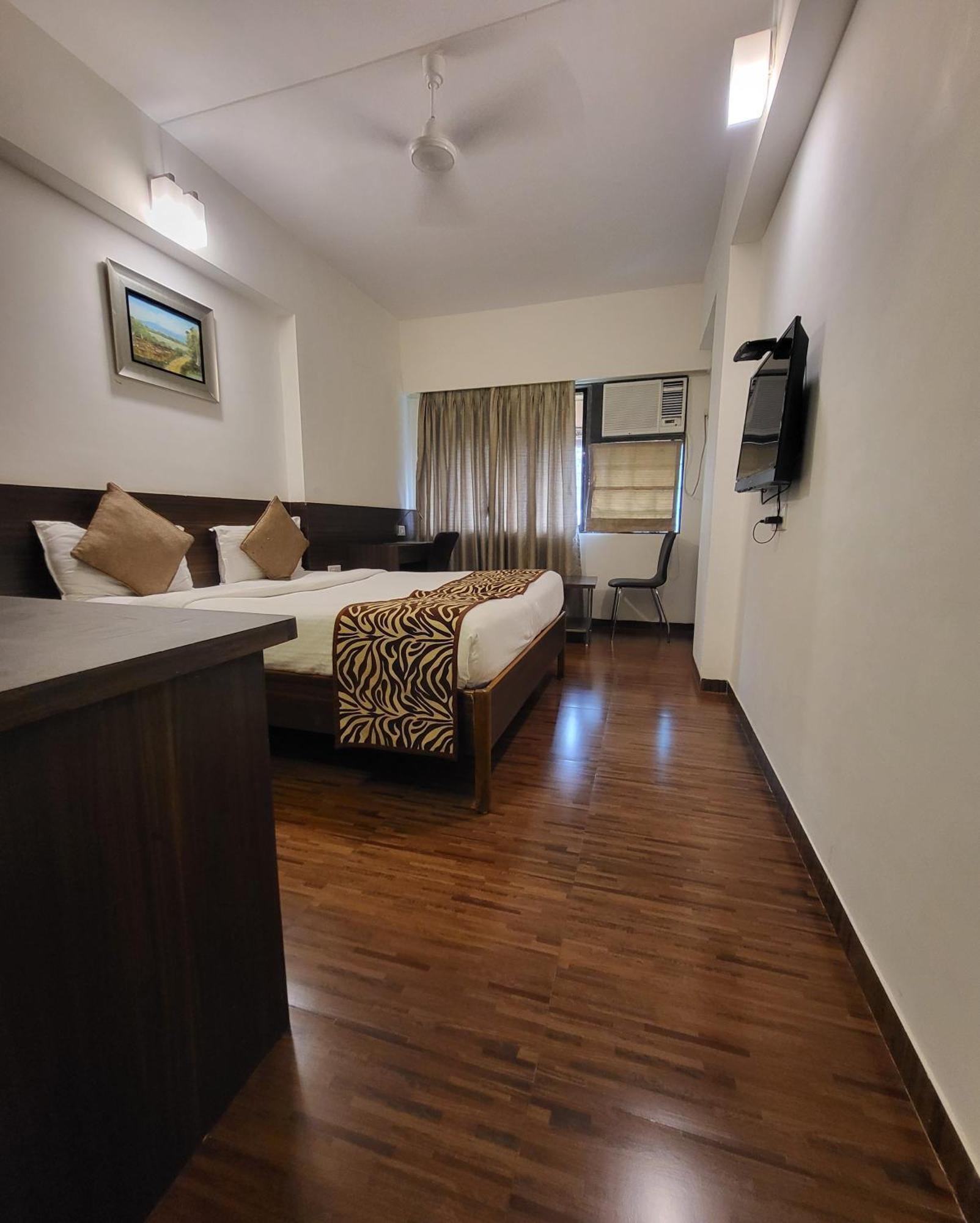 Hotel Maharana Inn Chembur 뭄바이 외부 사진