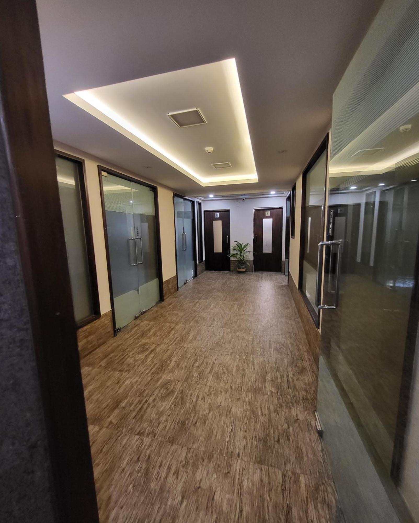 Hotel Maharana Inn Chembur 뭄바이 외부 사진