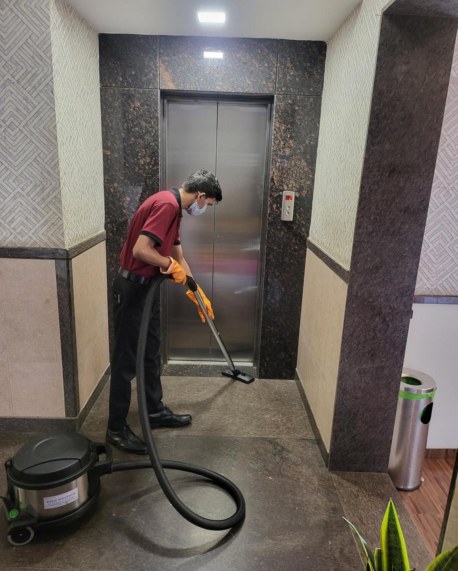Hotel Maharana Inn Chembur 뭄바이 외부 사진