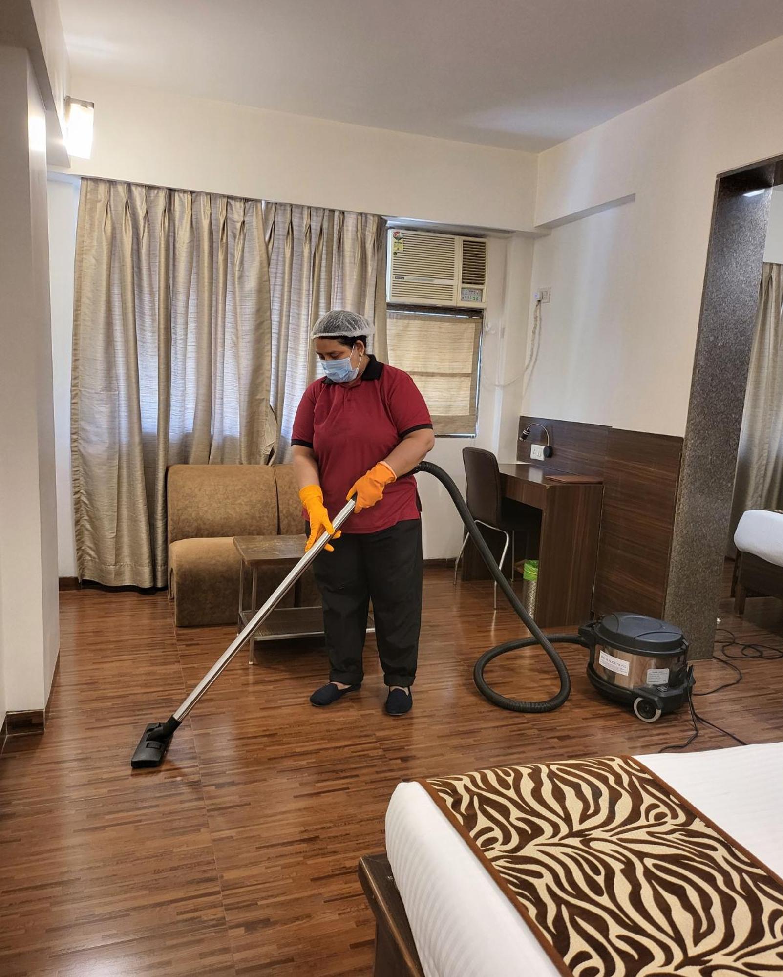 Hotel Maharana Inn Chembur 뭄바이 외부 사진